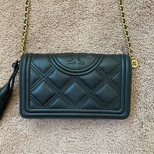 Tory Burch Fleming Crossbody Chain Wallet Black Excellent Condition